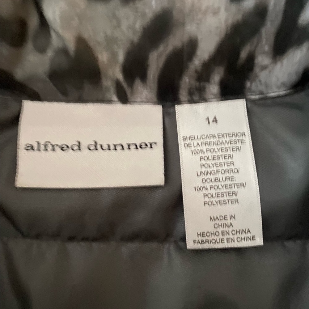 Alfred Dunner Women's Leopard Long Sleeve Windbreaker Jacket